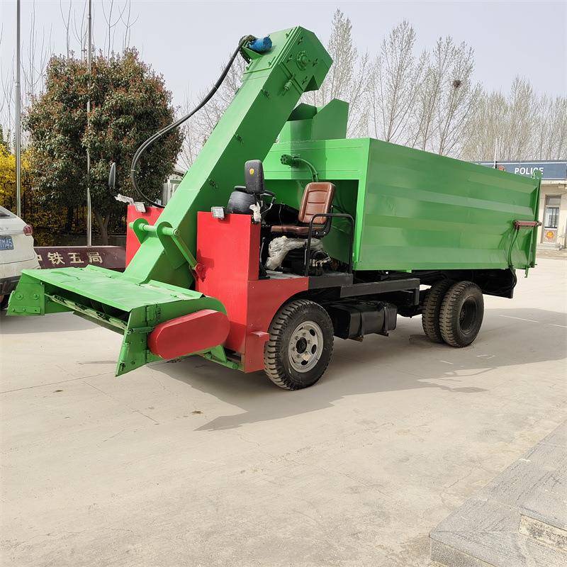 喂牛养殖户柴油清粪车清理牛圈自走清运车养牛三轮牛粪清理车