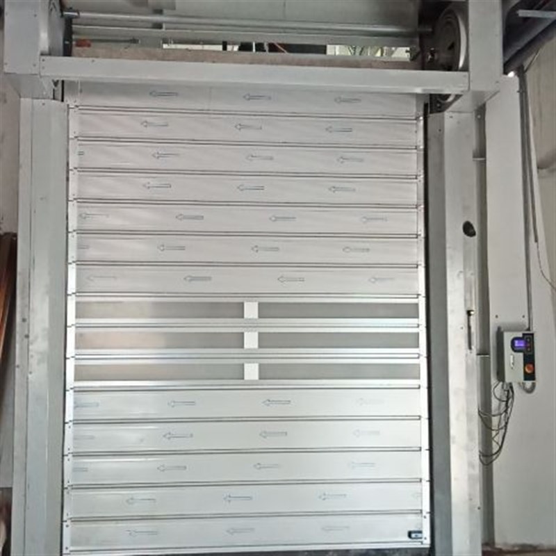 蓝色快速门卷帘门透明pvc卷闸门工业门自动门感应门实体厂家