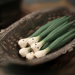 鹿妖商店 青葱永k驻 蔬菜 大头葱 纯手工木雕 实木桌面摆件 礼物
