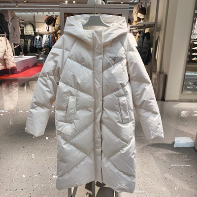 361度女款冬季新款长羽绒服 562544314