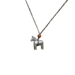【新款】2025初秋新品吊坠小马檀木珠显贵项链丨马到成功