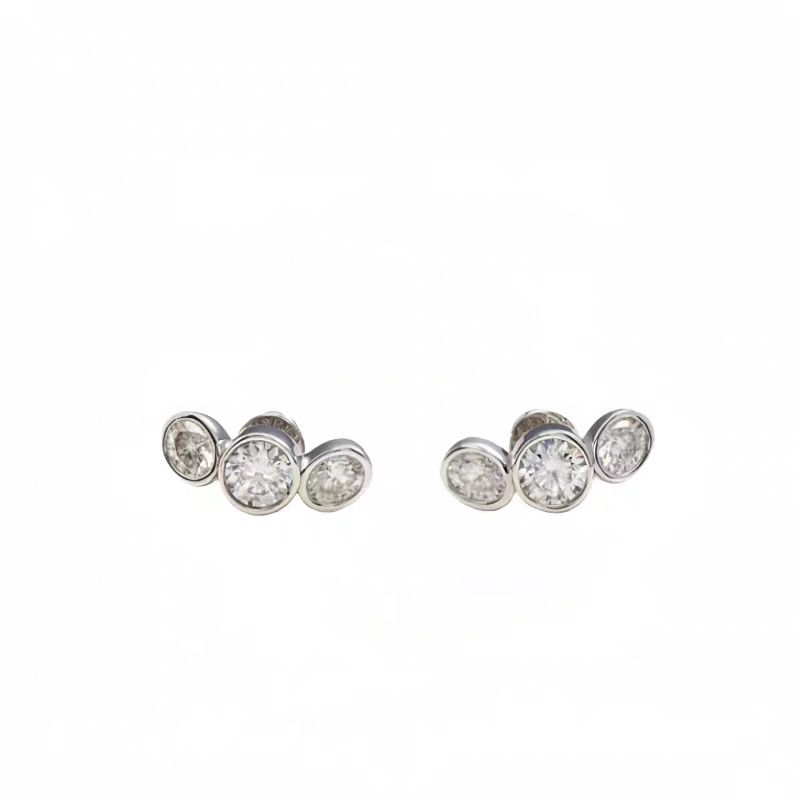 新款克拉小姐系列简约耳钉