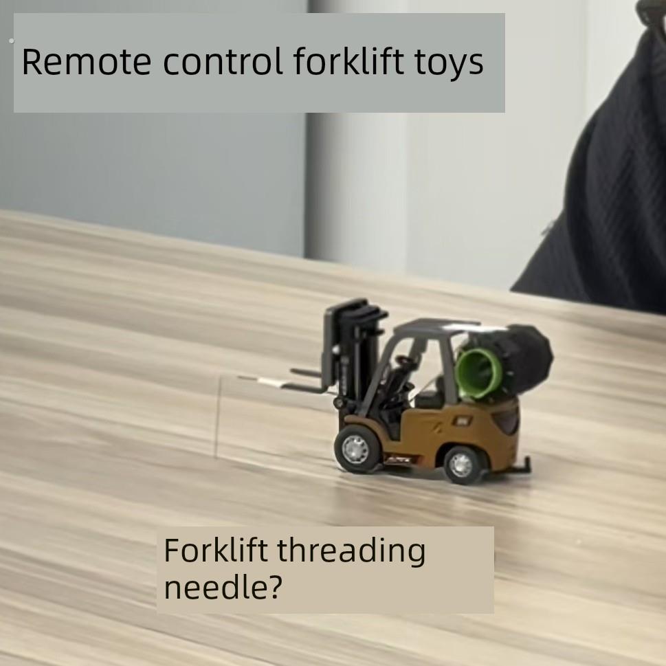 遥控叉车儿童玩具工程车可喷雾吊车起重机男孩电动遥控车生日礼物