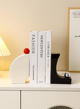 客厅酒柜电视柜陶瓷家居装饰品异形书挡创意摆件桌面书立书桌书档