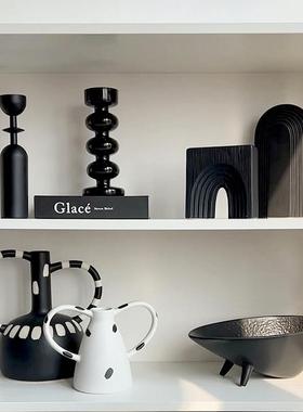 态生活 现代简约风书柜软装饰品家用酒柜黑色系艺术抽象摆件组合