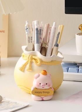 可爱小猪笔筒摆件诸事顺利办公室桌面工位情绪稳定装饰品生日礼物