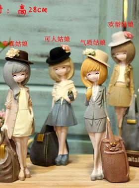 创意礼品可爱奈尔姑娘树脂摆件旅行女孩美女生日礼物家居汽车摆件