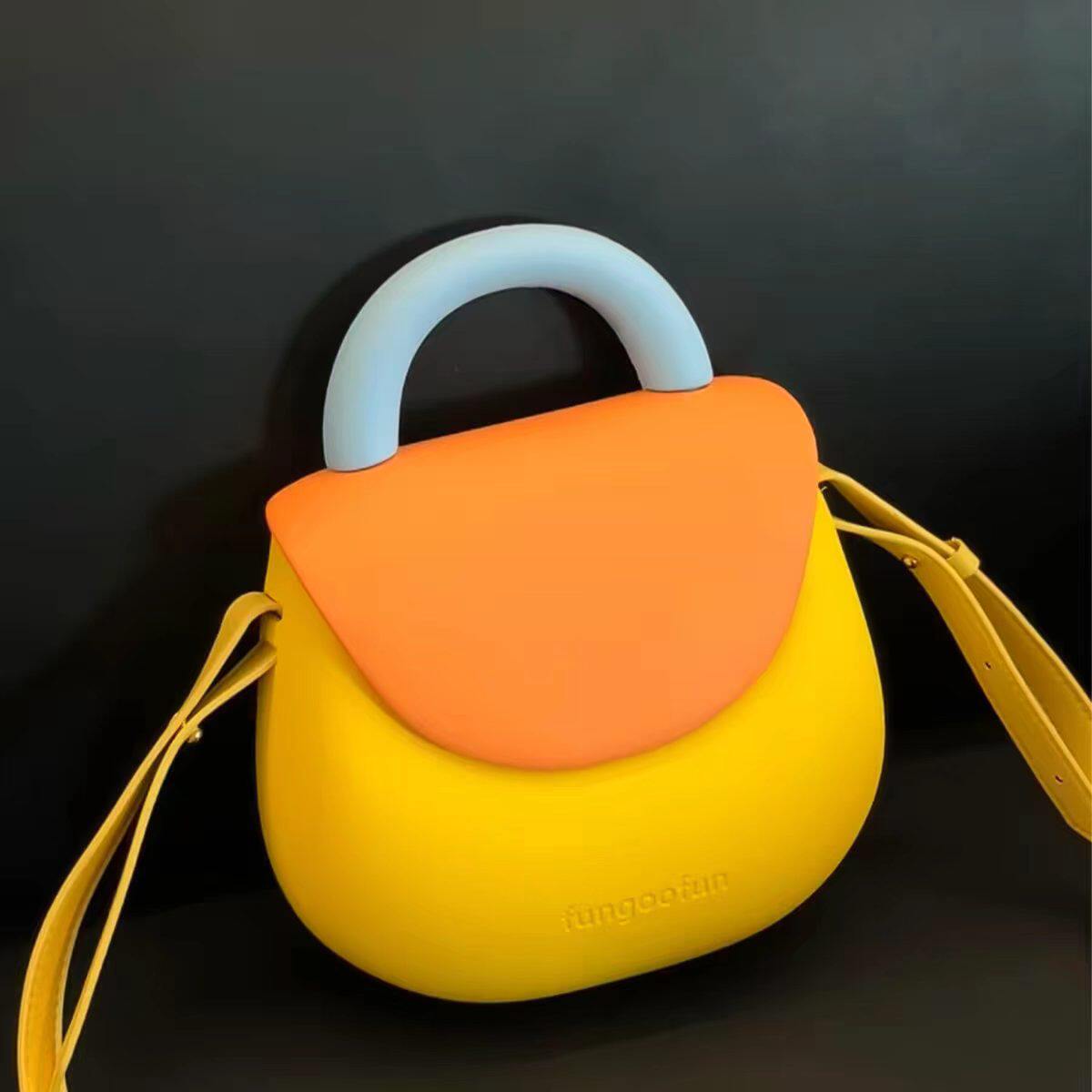 多巴胺小挎包斜挎零钱手机包可爱迷你小包百搭旅行收纳包2026新款