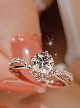 【皇冠四爪】一克拉莫桑石仿真钻戒活口可调节定结婚对接婚礼道具