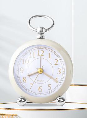 欧式金属小闹钟儿童学生专用静音夜灯创意石英钟台式家用卧室床头