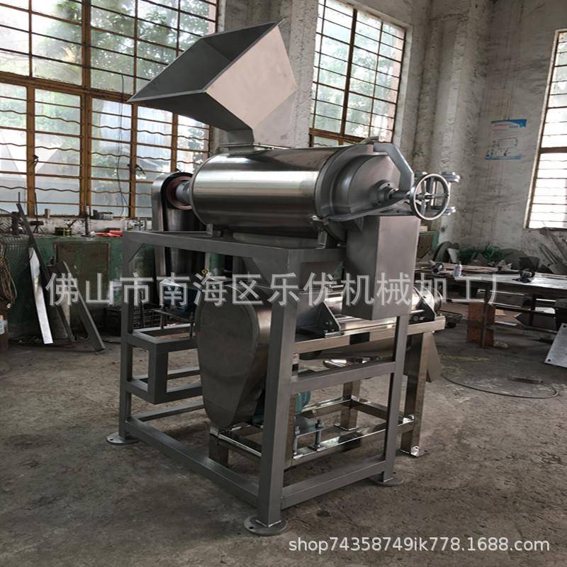 新鲜梅榨汁 茂名酒机厂801加工杨梅酒去杨核挤压用机大产量工业级