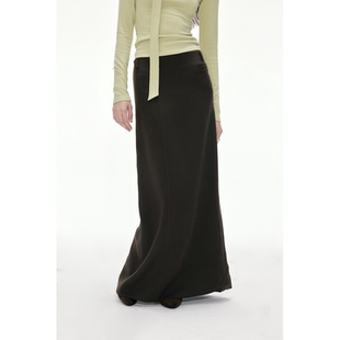 原创设计立裁弧形分割压双线直筒半身裙 diverso modo