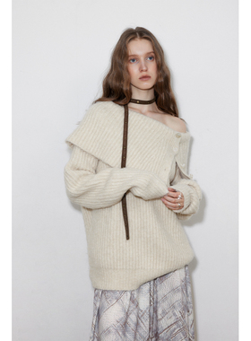 in modo diverso 原创设计秘鲁羊驼毛花纱大翻领两穿宽松露肩毛衣