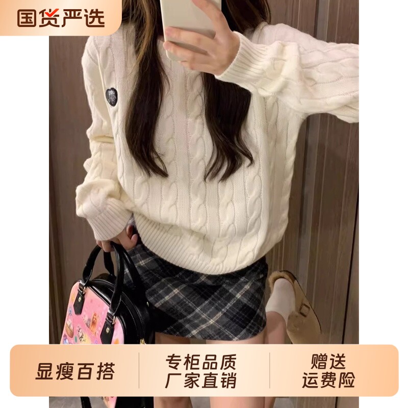叩姿圆领套头麻花毛衣女秋冬宽松慵懒风刺绣针织外套软糯显瘦上衣
