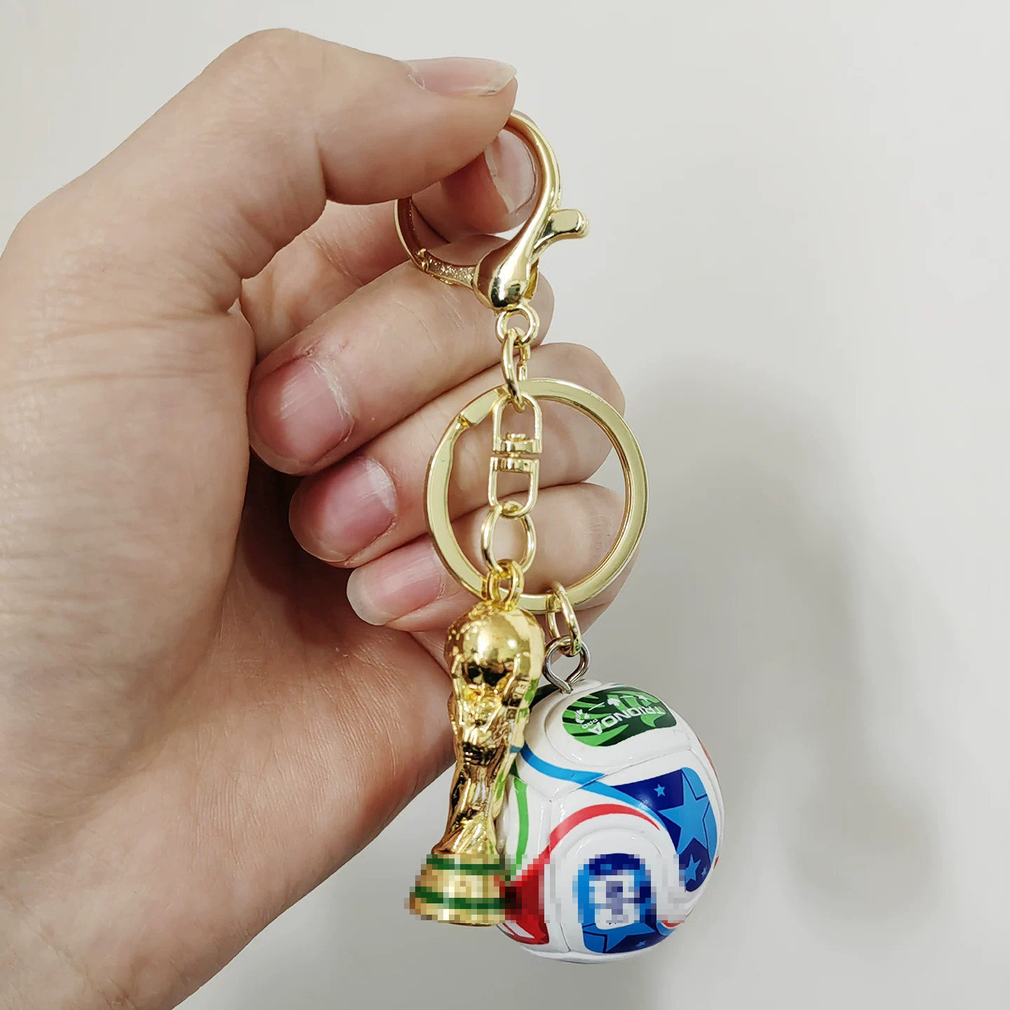 2026世界杯足球金杯挂件纪念品