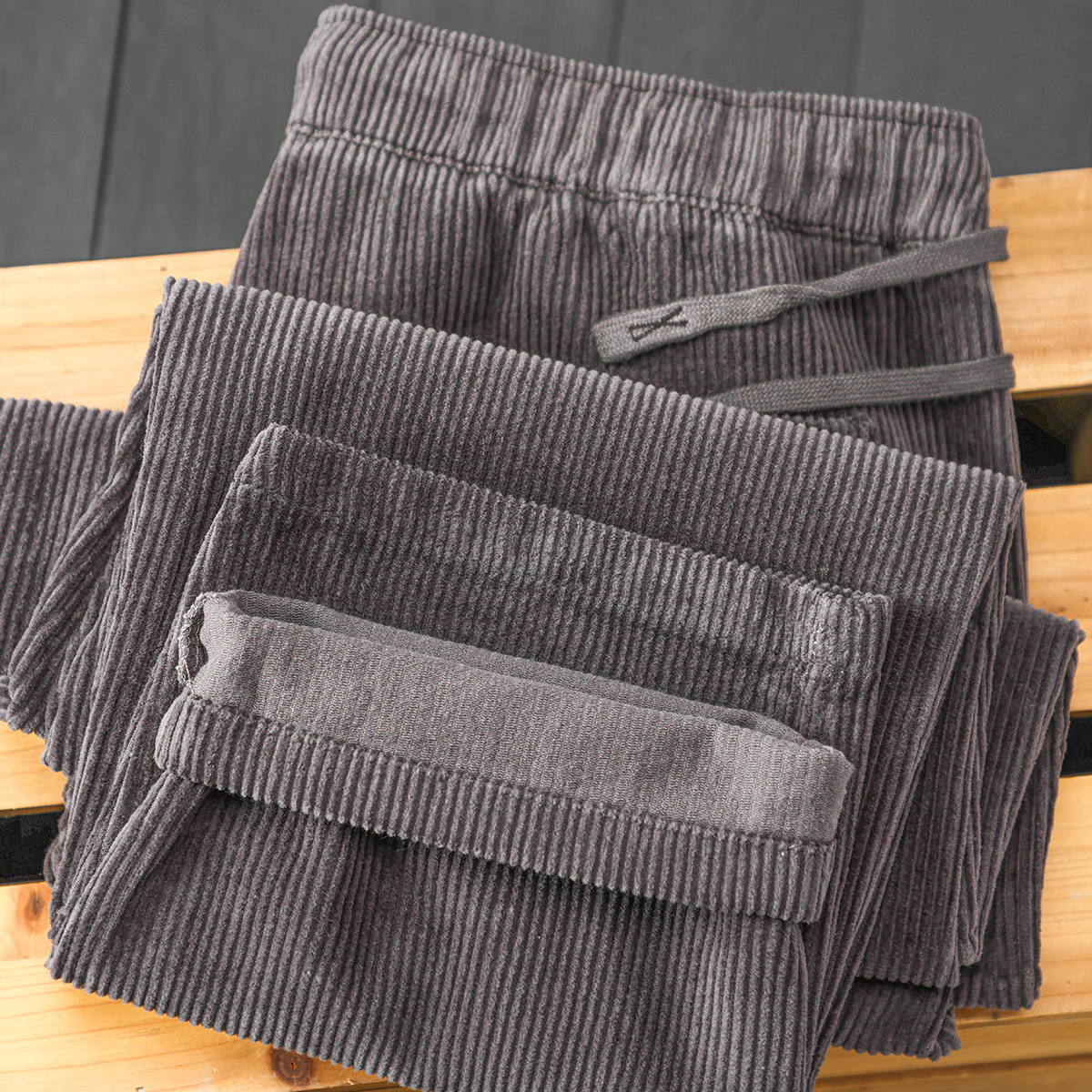 2025春秋季纯棉粗纹灯芯绒长裤 灰色复古纯色洗水条绒休闲直筒裤