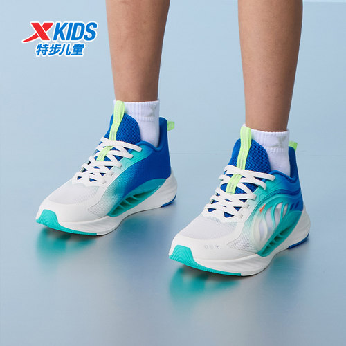 童鞋特步跑步鞋系带运动鞋男童