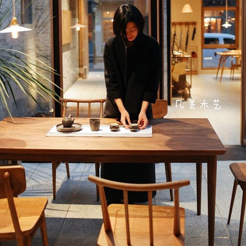 全实木家具白蜡木黑胡桃木老榆木屋檐圆脚中餐桌办公桌高档