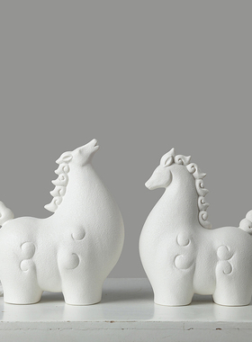 优选新中式创意陶瓷工艺品唐马摆件黑白马客厅书房博古架玄关软装