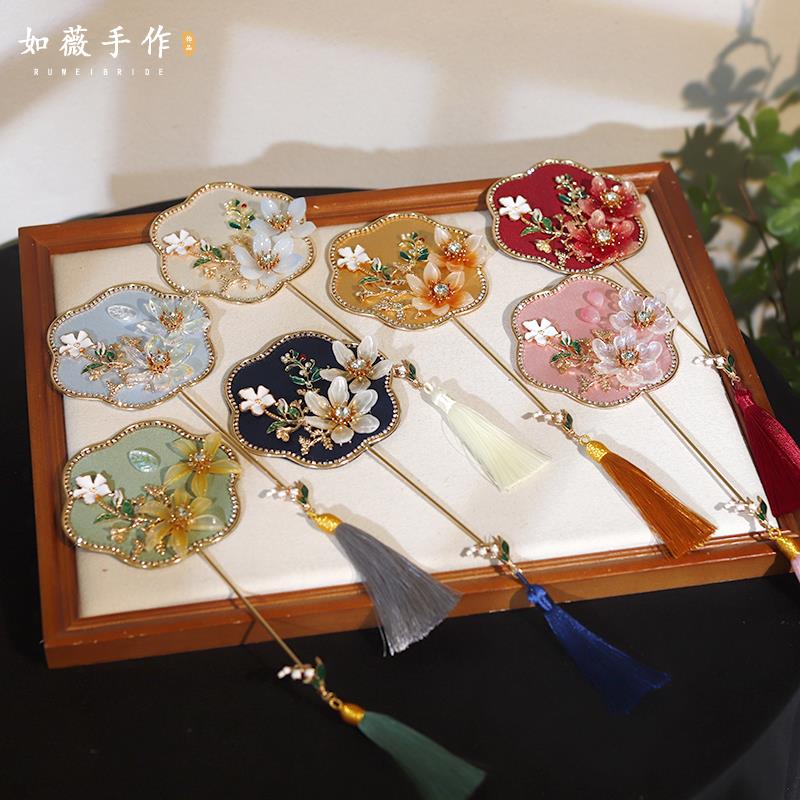 中式古风秀禾扇迷你小扇子巴掌扇晨袍造型拍照婚礼道具新娘配饰品