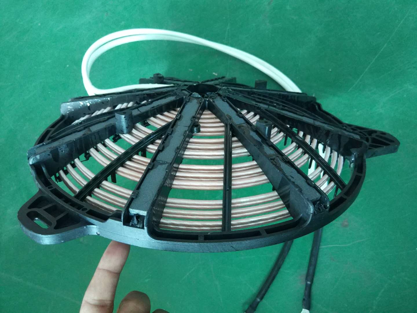 商用大功率电磁炉灶配件 凹形发v热线圈盘12kw/15kw炒炉400mm通用