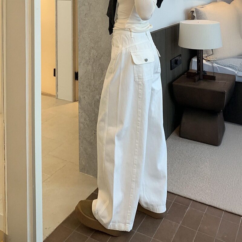 白色弯刀牛仔裤女2026夏新款小众