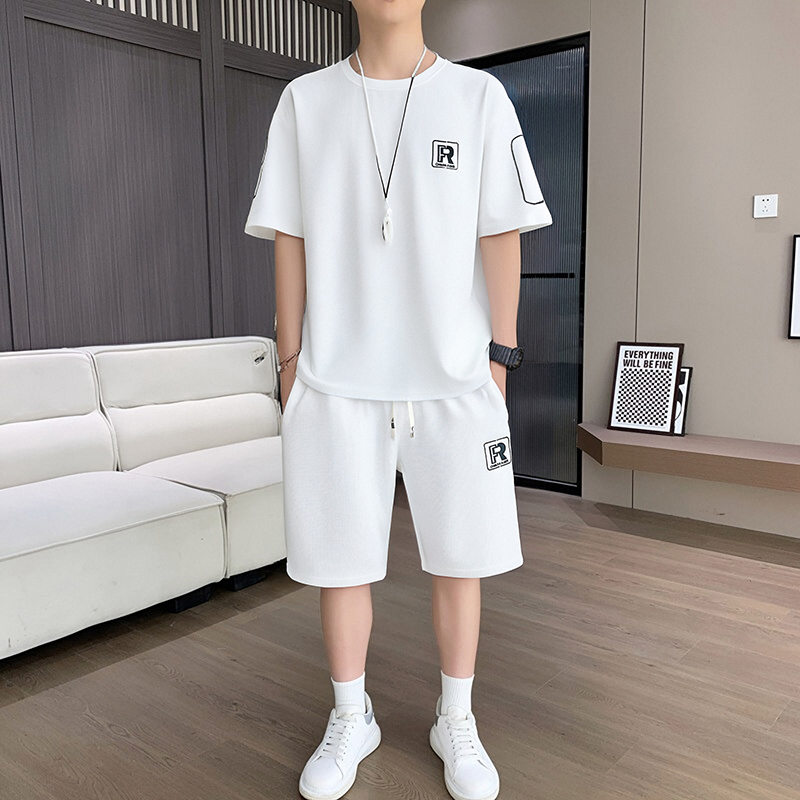 2025夏季套装男轻奢圆领短袖T恤短裤时尚休闲高端一套搭配大裤衩