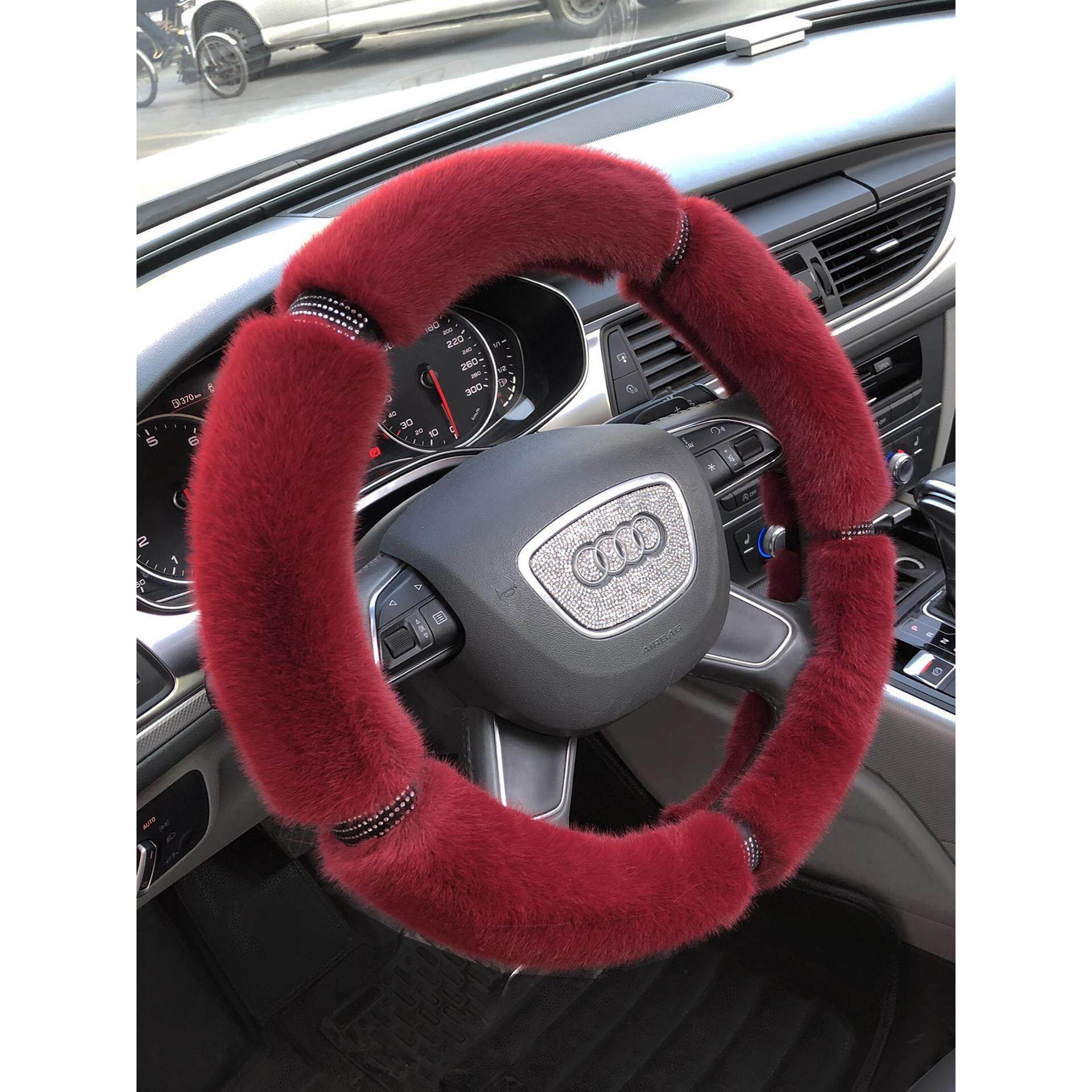 汽车方向盘套女韩国可爱短毛绒冬季保暖烫钻防滑不掉毛通用型把套