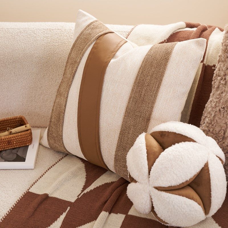 精选美拉德抱枕雪尼尔沙发客厅靠背垫兔毛刷花绣球床头腰靠枕套针,居家布艺,靠垫/抱枕,淘宝优惠券,粉丝福利购,淘宝优惠卷