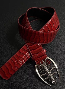 Vintag中古鳄鱼纹红色亮皮腰带
