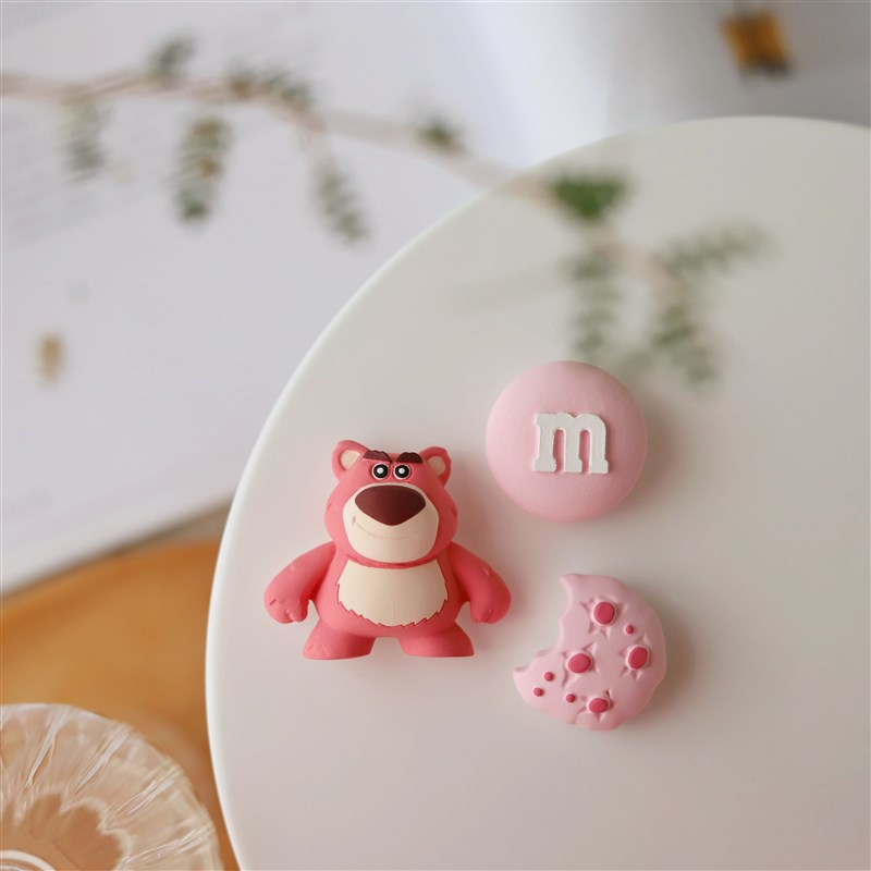 优选草莓熊玩具总动员汽车出风口香薰车载香水淡香高级女生车可爱