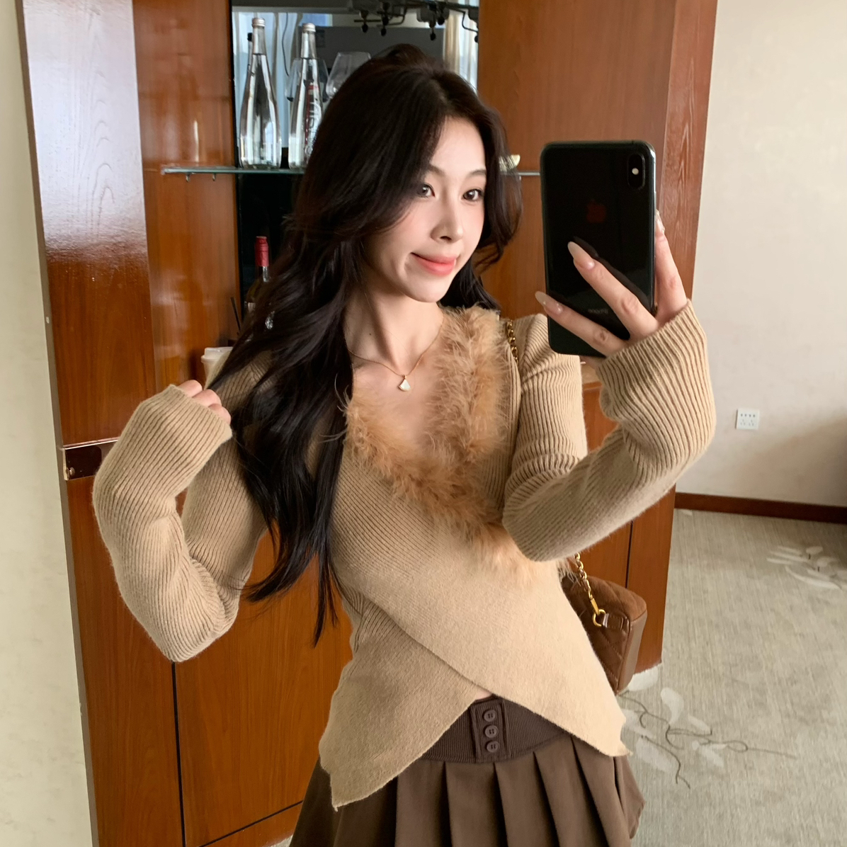 GS.GOOD START-勾勒好身材秋冬气质纯欲感毛毛v领显瘦针织衫G7662