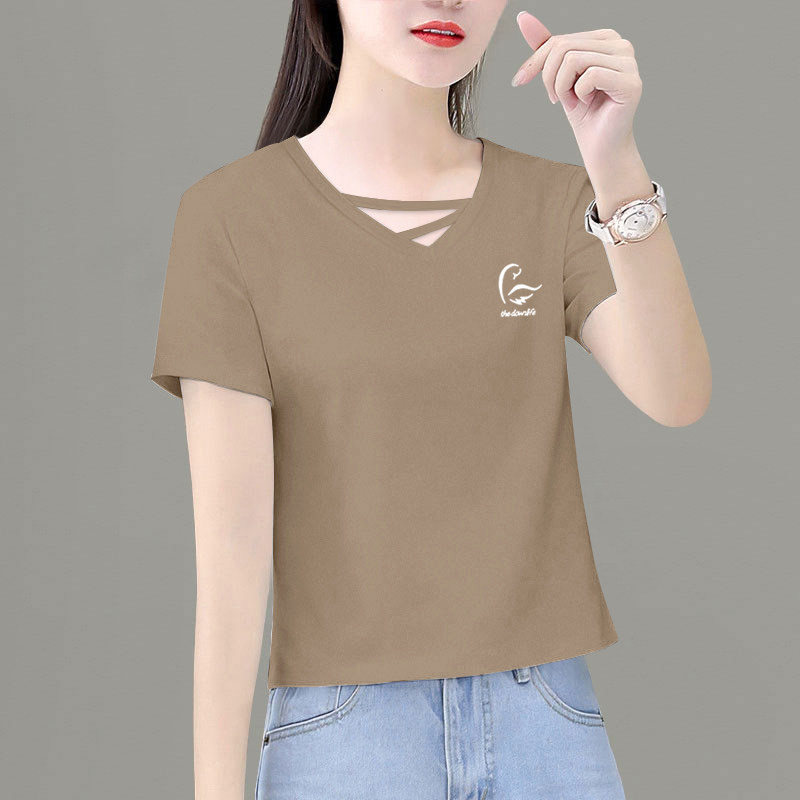 2025卡其色短款t恤夏季短袖正肩纯棉显瘦女宽松上衣小个子领新款