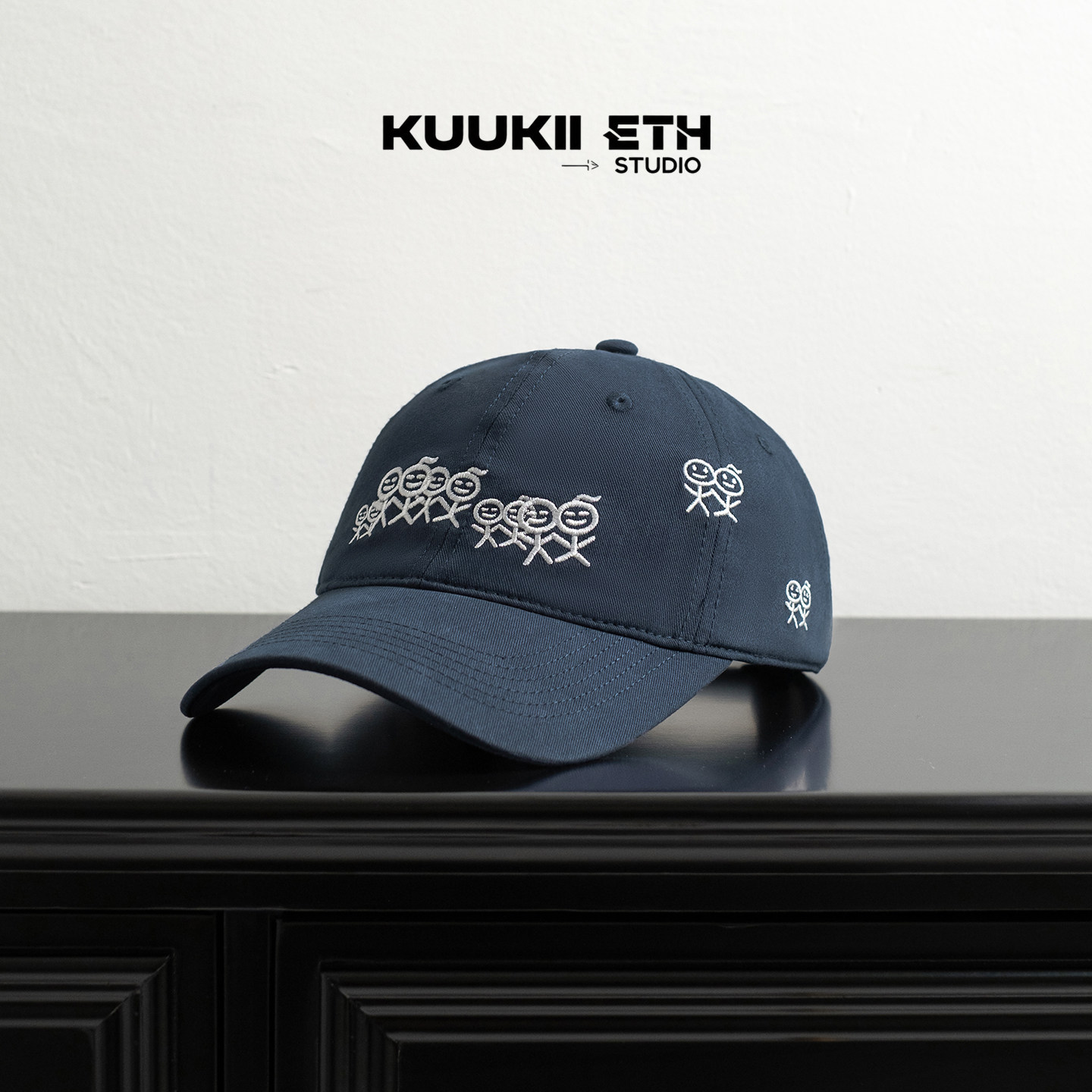 韩国潮牌火柴人刺绣棒球帽男女通用藏青色弯檐鸭舌帽四季软顶帽子