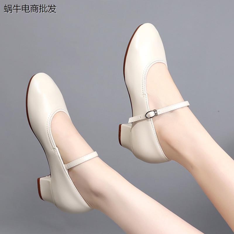 真皮夏季舞蹈鞋女中跟广