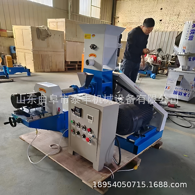 饲料膨化机观赏鱼类宠物猫狗颗粒膨化机全自动干湿两用自制狗粮机