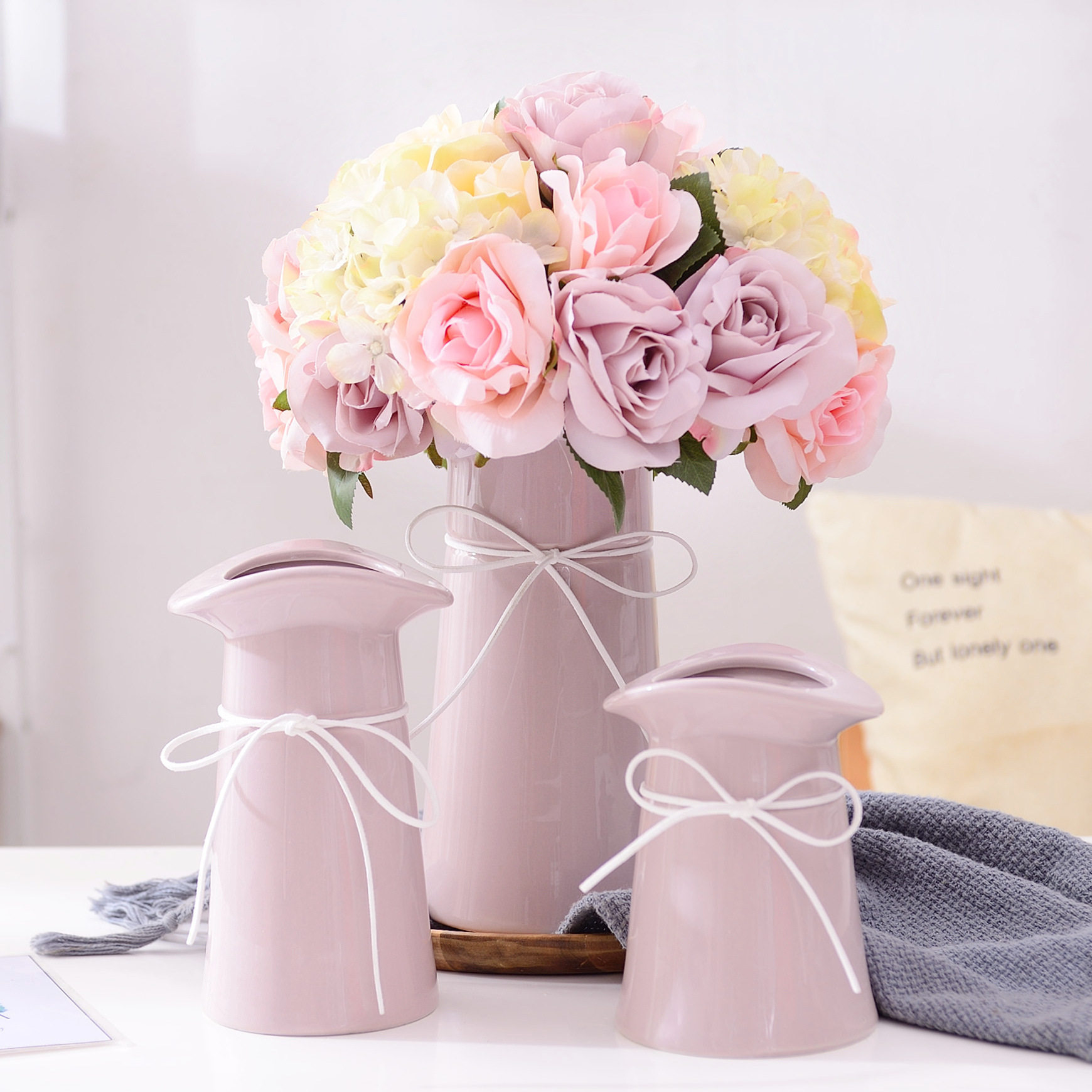 现代简约陶瓷小摆件创意餐桌装饰品家居客厅插花花瓶新房软装摆设