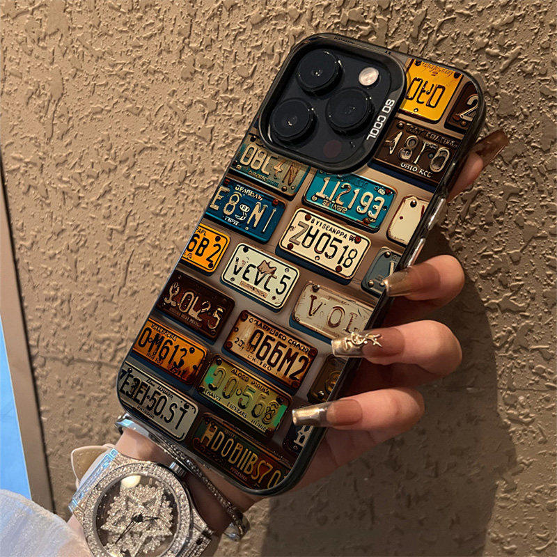 满屏复古车牌号VIVOY500个性iPhone12p苹果17创意红米15R彩银13ProMax硬适用14PLUS高级感OPPOK13TURBO手机壳