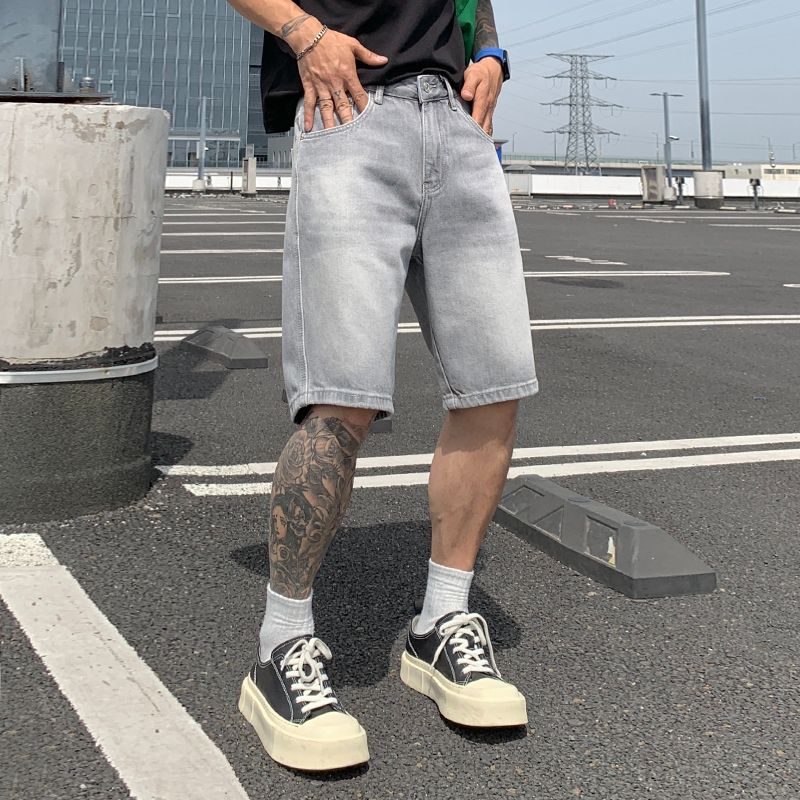 巴黎风宽松款牛仔短裤