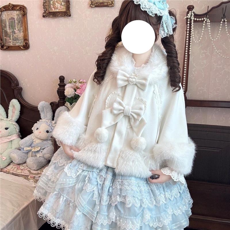 秋冬新款小雪球日系斗篷毛呢