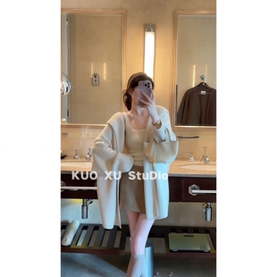 秋冬慵懒穿搭气质温柔富家千金内搭背心吊带针织开衫 显瘦半身裙女