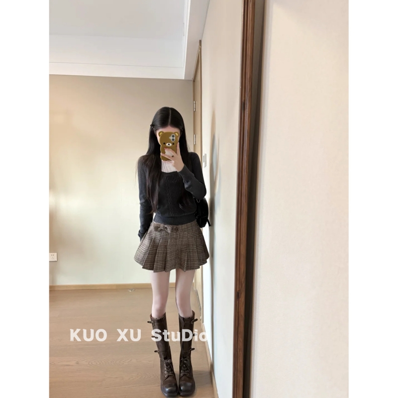 早秋拼接假两件衬衫领修身短款针织衫上衣高腰复古格纹百褶裙套装