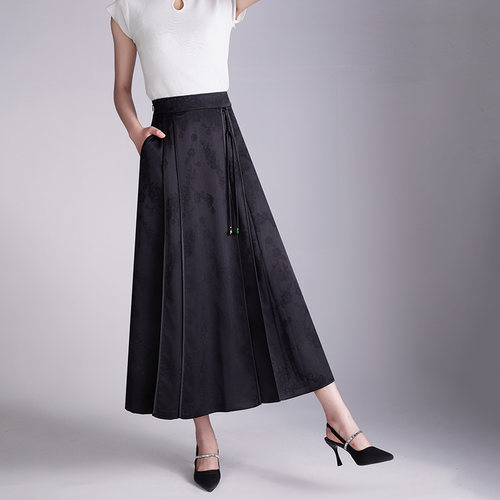 2025新款新中式国风马面裙提花百褶裙女裙子秋冬半身裙A字裙长裙