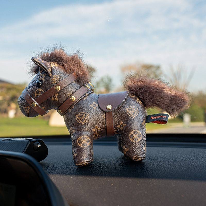 马年皮革公仔挂件吉祥物小马玩偶钥匙扣皮挂饰玩具爆款网红黑马,模玩/动漫/周边/娃圈三坑/桌游,动漫毛绒/抱枕/坐垫,淘宝优惠券,粉丝福利购,淘宝优惠卷