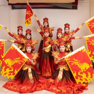 策马奔腾马年新款舞蹈服装歌伴舞服红色主题腰鼓锣鼓队舞蹈服装