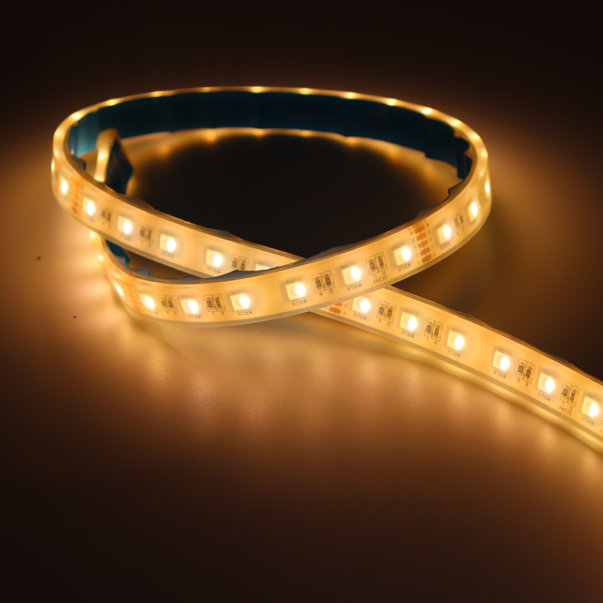 led软灯带12v/24V低压5050 60灯RGBW超亮自粘裸板柜台装饰灯条