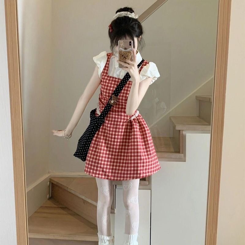 法式学院风红色格子连衣
