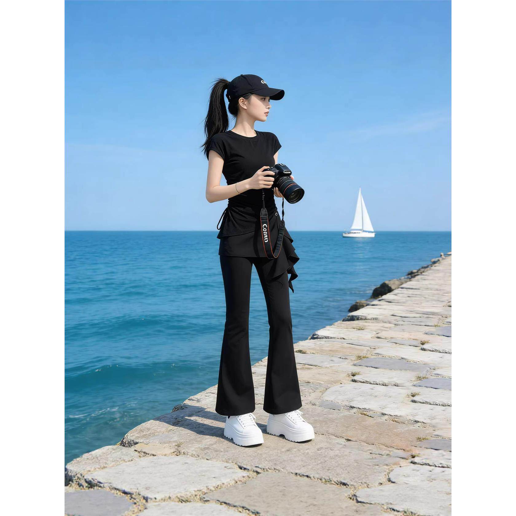 高级感黑色休闲运动套装女2026新款夏时尚修身上衣微喇叭裤两件套