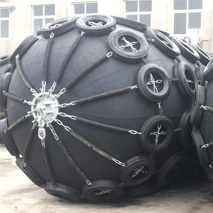 厂家源头 各种型号船用护舷 船用靠球 横滨充气护舷