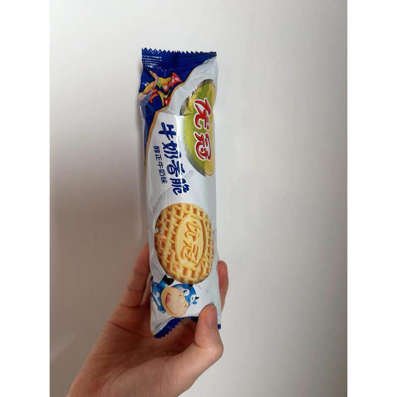新日期太平优冠特浓牛奶饼